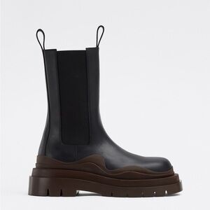 Bottega Veneta Tire Chelsea Boots
